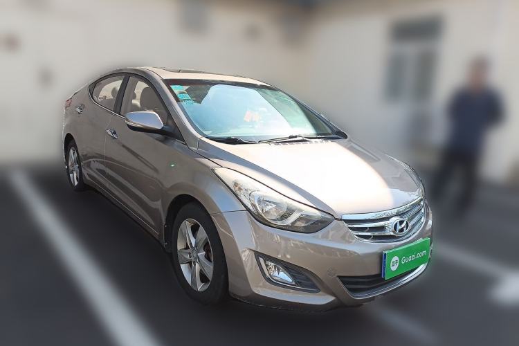 Used Hyundai Elantra (5th Generation / Langdong) 2013 1.6L Automatic Luxury Model Front Right 45 Deg