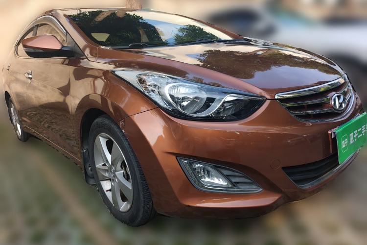 Used Hyundai Elantra (5th Generation / Langdong) 2013 1.6L Automatic Leading Model Front Right 45 Deg