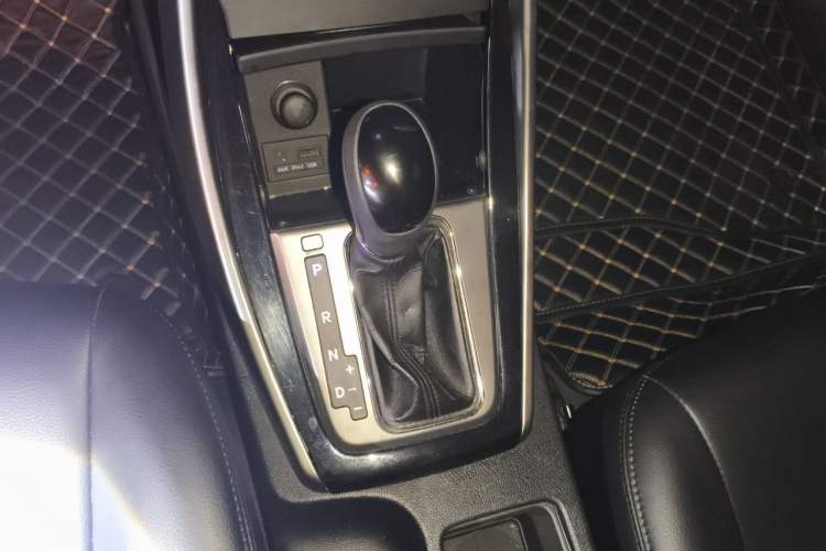 Used Hyundai Elantra (5th Generation / Langdong) 2013 1.6L Automatic Leading Model Gear Lever