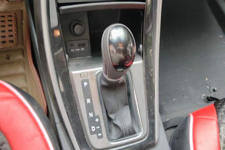 Used Hyundai Elantra (5th Generation / Langdong) 2013 1.6L Automatic Leading Model Gear Lever