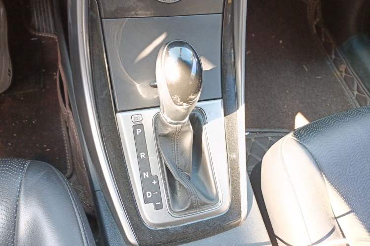 Used Hyundai Elantra (5th Generation / Langdong) 2013 1.6L Automatic Luxury Model Gear Lever