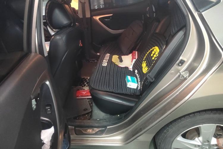 Used Hyundai Elantra (5th Generation / Langdong) 2013 1.6L Automatic Leading Model Left Rear Seat