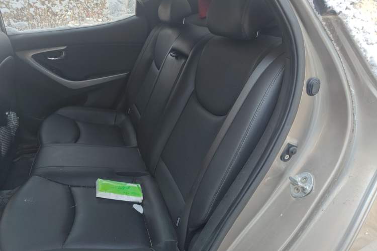 Used Hyundai Elantra (5th Generation / Langdong) 2013 1.6L Automatic Luxury Model Left Rear Seat
