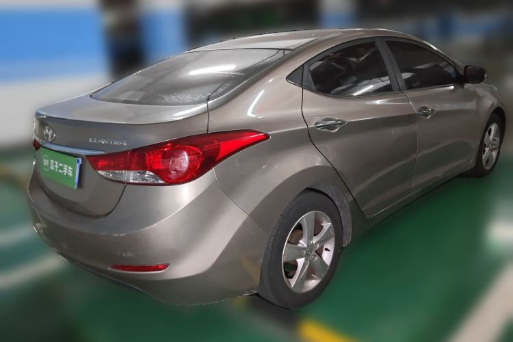 Used Hyundai Elantra (5th Generation / Langdong) 2013 1.6L Automatic Leading Model Rear Right 45 Deg