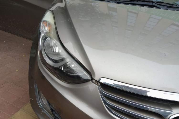 Used Hyundai Elantra (5th Generation / Langdong) 2013 1.6L Automatic Leading Model Right Front Headlight