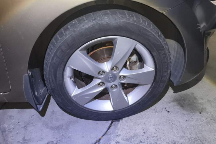 Used Hyundai Elantra (5th Generation / Langdong) 2013 1.6L Automatic Leading Model Right Front Wheel Hub