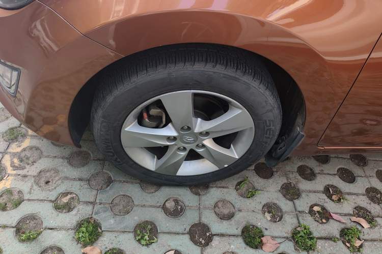 Used Hyundai Elantra (5th Generation / Langdong) 2013 1.6L Automatic Leading Model Right Front Wheel Hub