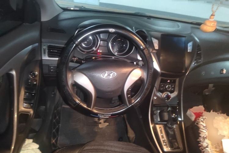 Used Hyundai Elantra (5th Generation / Langdong) 2013 1.6L Automatic Leading Model Steering Wheel