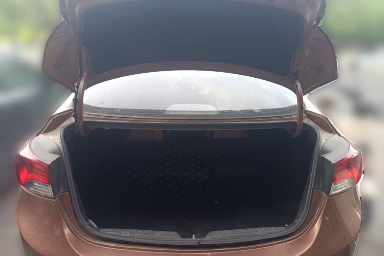 Used Hyundai Elantra (5th Generation / Langdong) 2013 1.6L Automatic Luxury Model Trunk