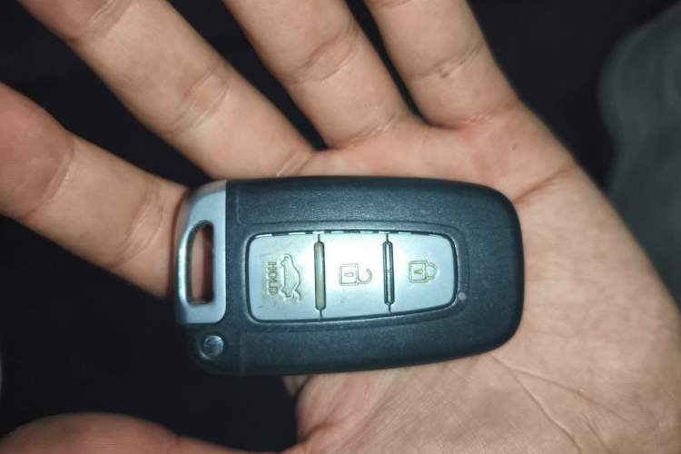 Used Hyundai Elantra (5th Generation / Langdong) 2013 1.6L Automatic Leading Model Vehicle Key