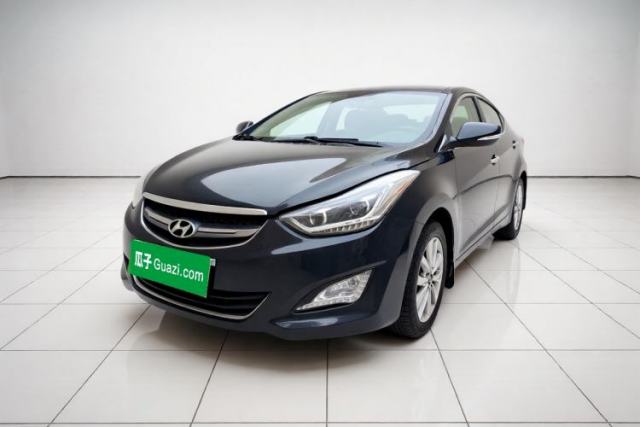 Gebrauchter Hyundai Elantra (5th Generation / Langdong) 2015 1.6L Manual Leading Model