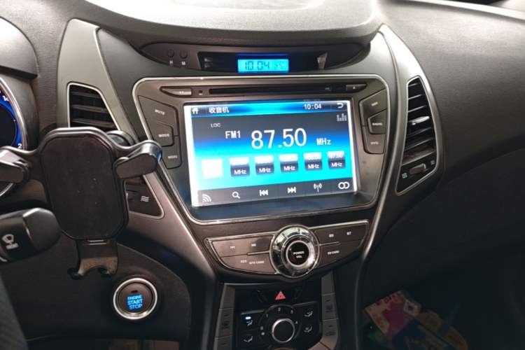 Used Hyundai Elantra (5th Generation / Langdong) 2015 1.6L Manual Leading Model Audio And AC Panel
