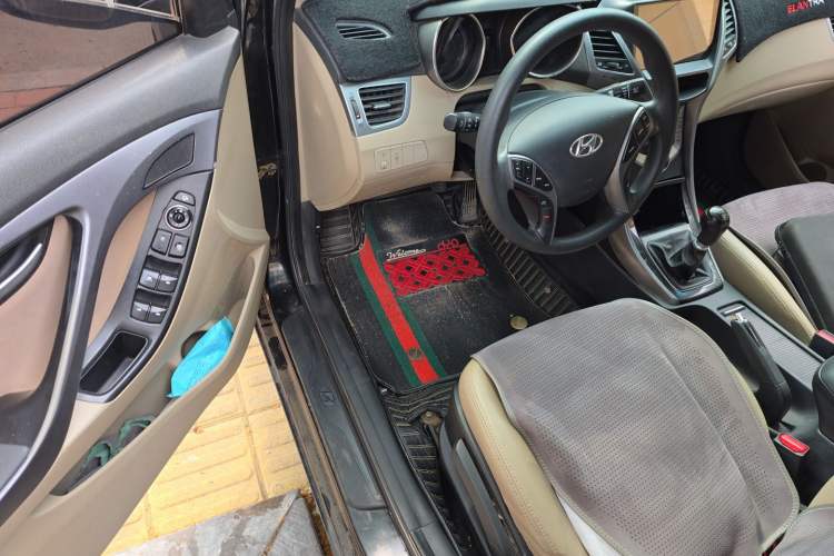 Used Hyundai Elantra (5th Generation / Langdong) 2015 1.6L Manual Leading Model Driver Seat