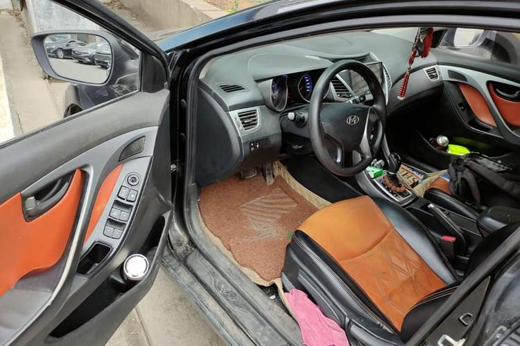 Used Hyundai Elantra (5th Generation / Langdong) 2015 1.6L Automatic Fashion Model Driver Seat