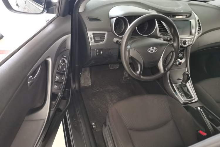 Used Hyundai Elantra (5th Generation / Langdong) 2015 1.6L Automatic Leading Model Driver Seat