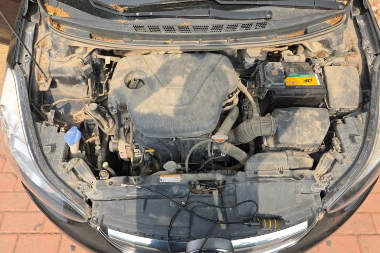Used Hyundai Elantra (5th Generation / Langdong) 2015 1.6L Manual Leading Model Engine Bay