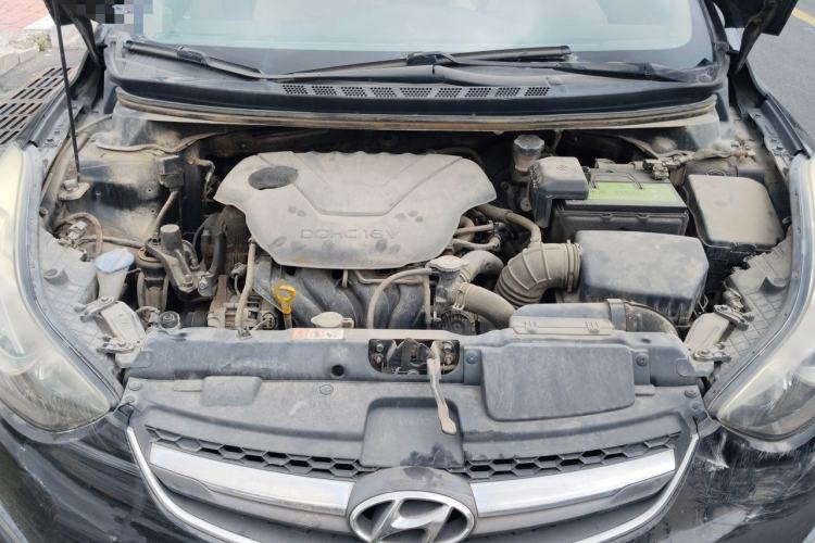 Used Hyundai Elantra (5th Generation / Langdong) 2015 1.6L Automatic Leading Model Engine Bay