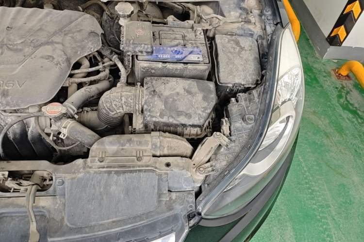 Used Hyundai Elantra (5th Generation / Langdong) 2015 1.6L Manual Leading Model Engine Bay Left