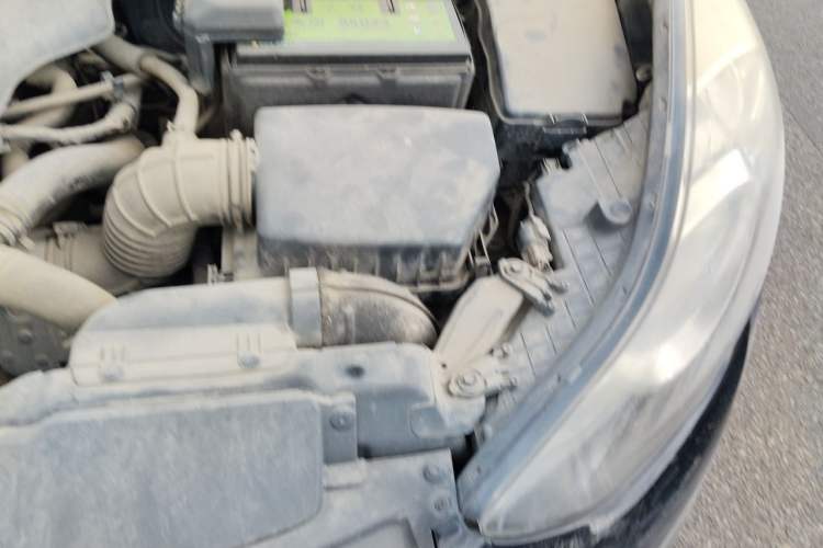 Used Hyundai Elantra (5th Generation / Langdong) 2015 1.6L Automatic Leading Model Engine Bay Left