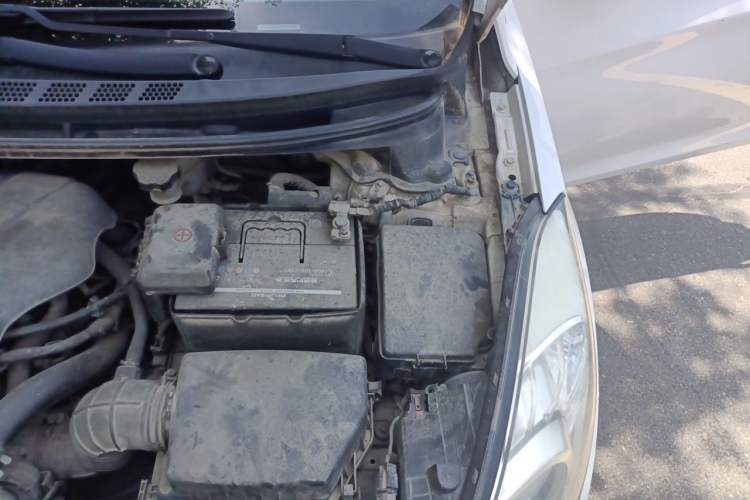 Used Hyundai Elantra (5th Generation / Langdong) 2015 1.6L Manual Leading Model Engine Bay Left