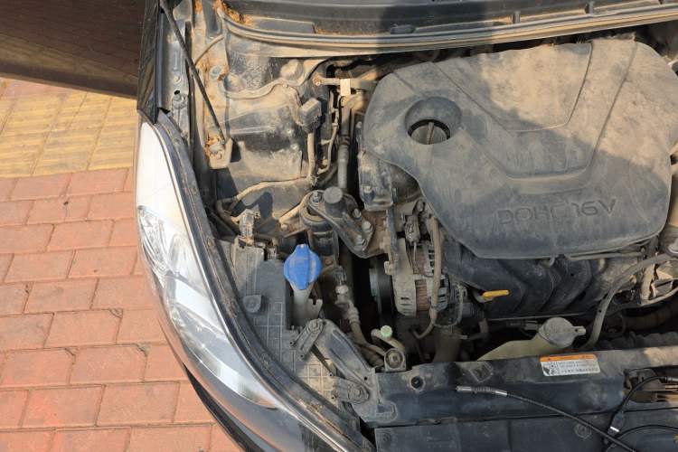 Used Hyundai Elantra (5th Generation / Langdong) 2015 1.6L Manual Leading Model Engine Bay Right