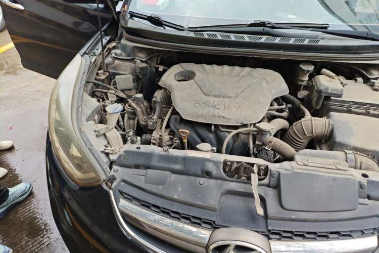 Used Hyundai Elantra (5th Generation / Langdong) 2015 1.6L Manual Leading Model Engine Bay Right