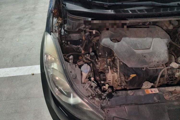 Used Hyundai Elantra (5th Generation / Langdong) 2015 1.6L Manual Fashion Edition Engine Bay Right
