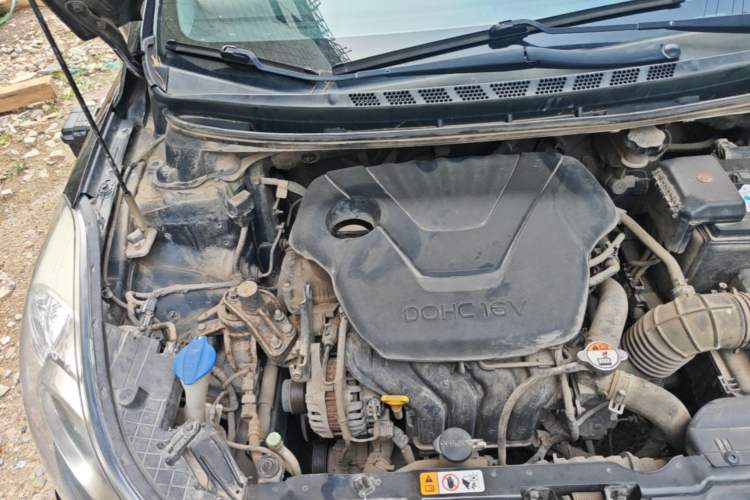 Used Hyundai Elantra (5th Generation / Langdong) 2015 1.6L Manual Leading Model Engine Bay Right