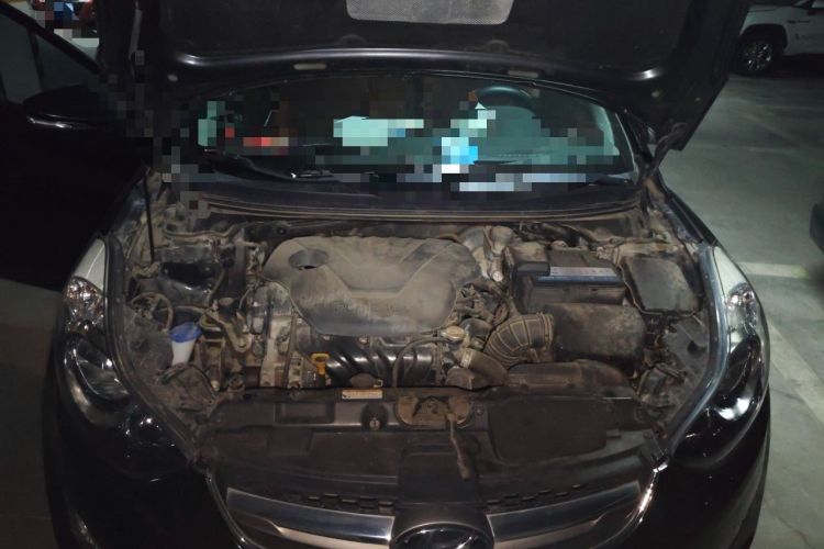 Used Hyundai Elantra (5th Generation / Langdong) 2015 1.6L Automatic Luxury Model Engine Bay