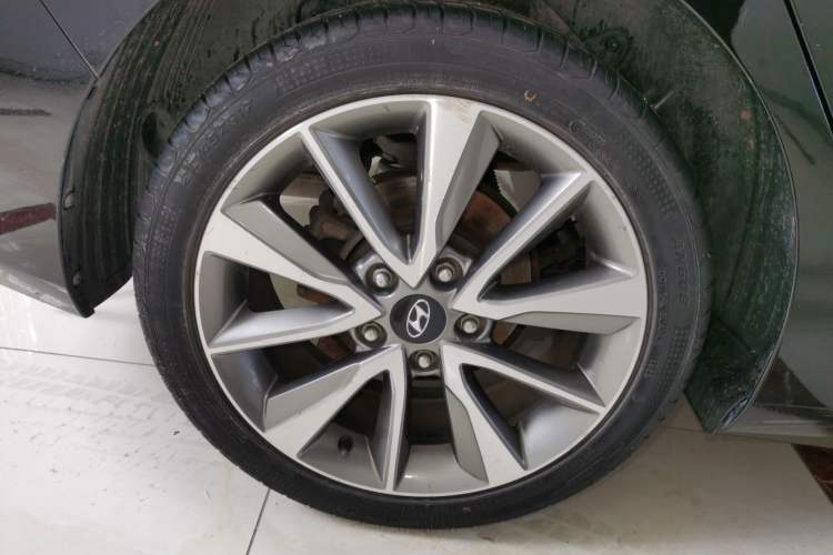 Used Hyundai Elantra (5th Generation / Langdong) 2015 1.6L Automatic Leading Model Exterior 5