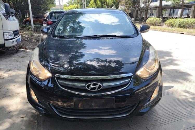 Used Hyundai Elantra (5th Generation / Langdong) 2015 1.6L Automatic Fashion Model Front