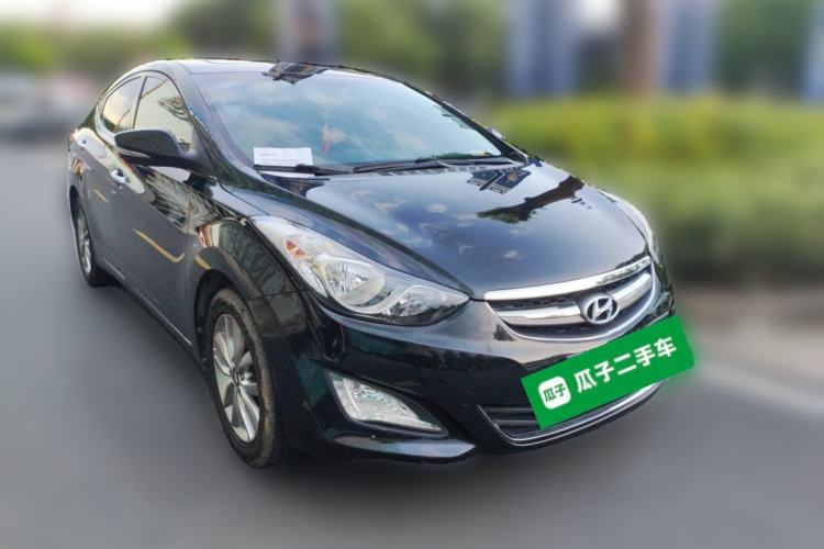 Used Hyundai Elantra (5th Generation / Langdong) 2015 1.6L Manual Leading Model Front Right 45 Deg