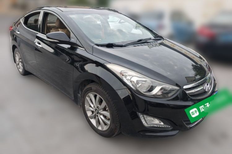 Used Hyundai Elantra (5th Generation / Langdong) 2015 1.6L Manual Leading Model Front Right 45 Deg