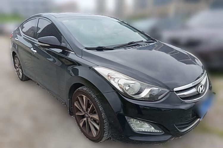 Used Hyundai Elantra (5th Generation / Langdong) 2015 1.6L Automatic Leading Model Front Right 45 Deg