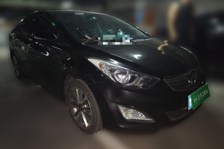 Used Hyundai Elantra (5th Generation / Langdong) 2015 1.6L Automatic Luxury Model Front Right 45 Deg