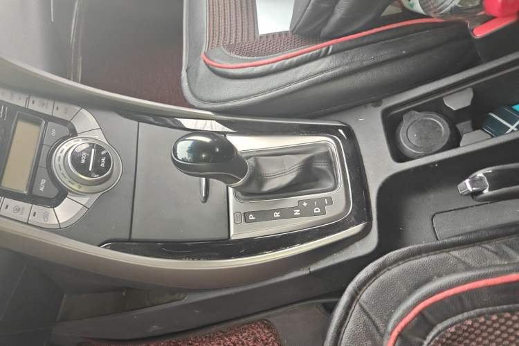 Used Hyundai Elantra (5th Generation / Langdong) 2015 1.6L Automatic Luxury Model Gear Lever