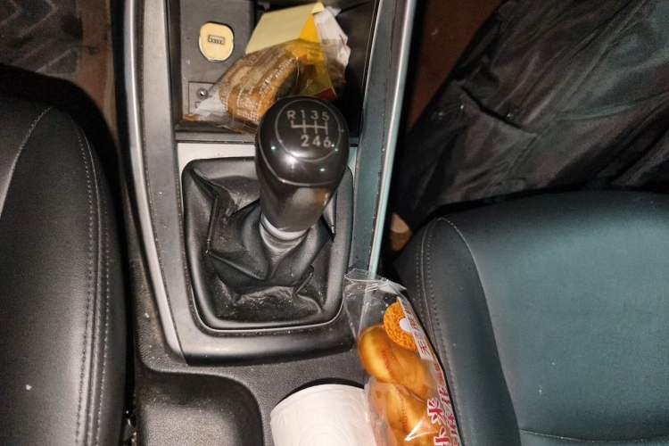 Used Hyundai Elantra (5th Generation / Langdong) 2015 1.6L Manual Fashion Edition Gear Lever