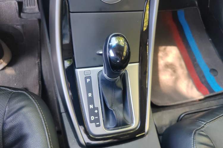 Used Hyundai Elantra (5th Generation / Langdong) 2015 1.6L Automatic Luxury Model Gear Lever