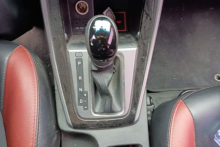 Used Hyundai Elantra (5th Generation / Langdong) 2015 1.6L Automatic Leading Model Gear Lever