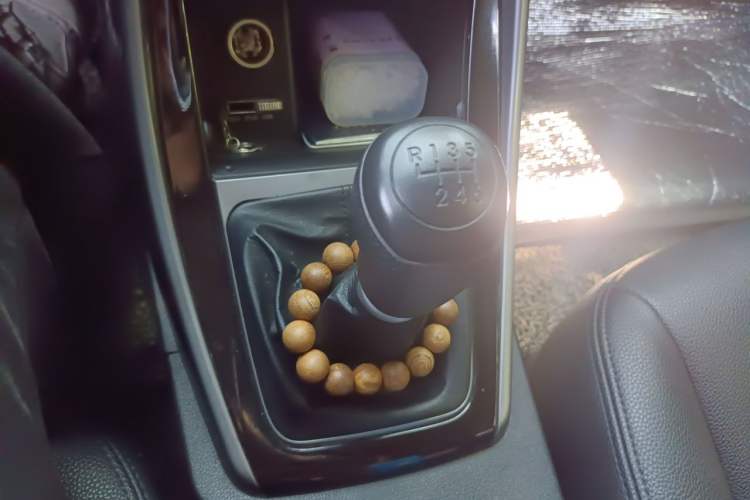 Used Hyundai Elantra (5th Generation / Langdong) 2015 1.6L Manual Leading Model Gear Lever