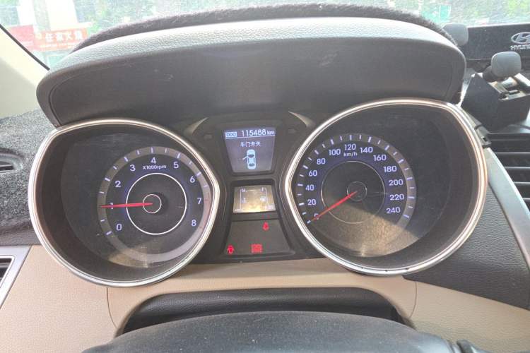 Used Hyundai Elantra (5th Generation / Langdong) 2015 1.6L Manual Leading Model Instrument Cluster