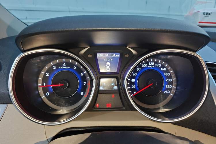 Used Hyundai Elantra (5th Generation / Langdong) 2015 1.6L Manual Leading Model Instrument Cluster
