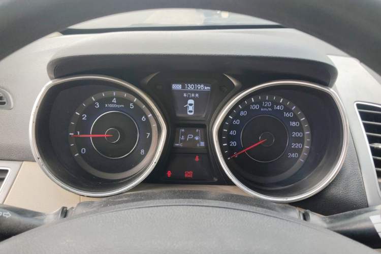 Used Hyundai Elantra (5th Generation / Langdong) 2015 1.6L Automatic Leading Model Instrument Cluster