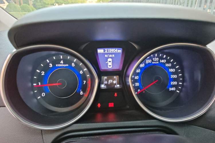 Used Hyundai Elantra (5th Generation / Langdong) 2015 1.6L Automatic Leading Model Instrument Cluster