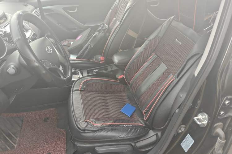 Used Hyundai Elantra (5th Generation / Langdong) 2015 1.6L Automatic Luxury Model Left Front Seat