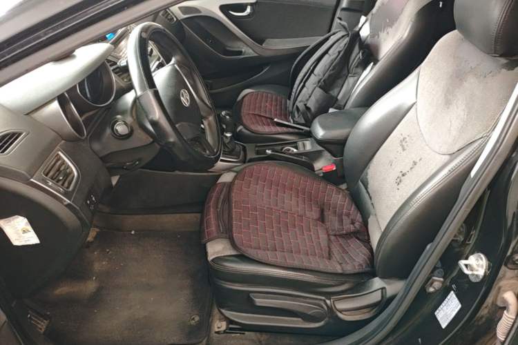 Used Hyundai Elantra (5th Generation / Langdong) 2015 1.6L Manual Leading Model Left Front Seat