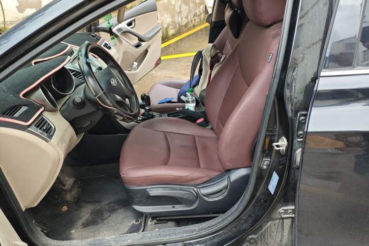 Used Hyundai Elantra (5th Generation / Langdong) 2015 1.6L Manual Leading Model Left Front Seat