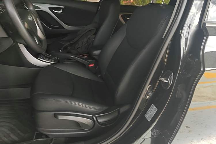Used Hyundai Elantra (5th Generation / Langdong) 2015 1.6L Automatic Leading Model Left Front Seat