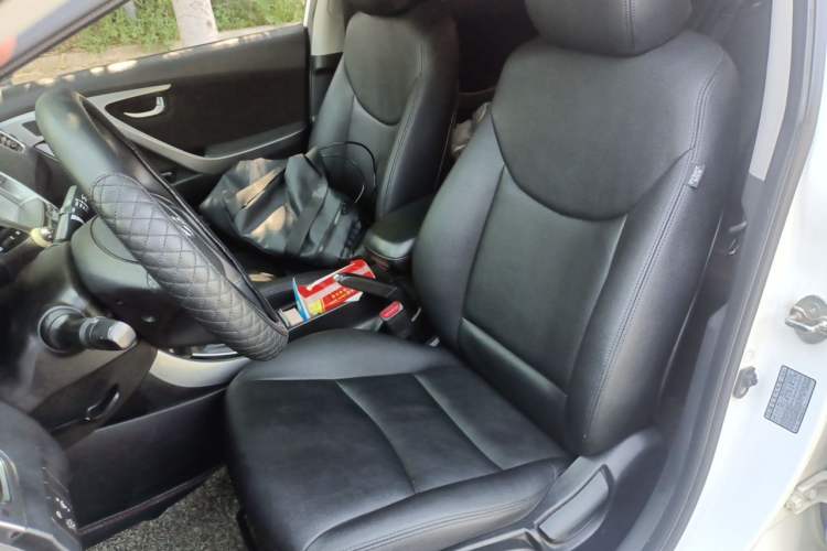 Used Hyundai Elantra (5th Generation / Langdong) 2015 1.6L Manual Leading Model Left Front Seat