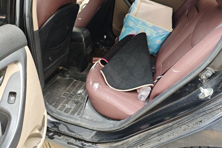 Used Hyundai Elantra (5th Generation / Langdong) 2015 1.6L Manual Leading Model Left Rear Seat